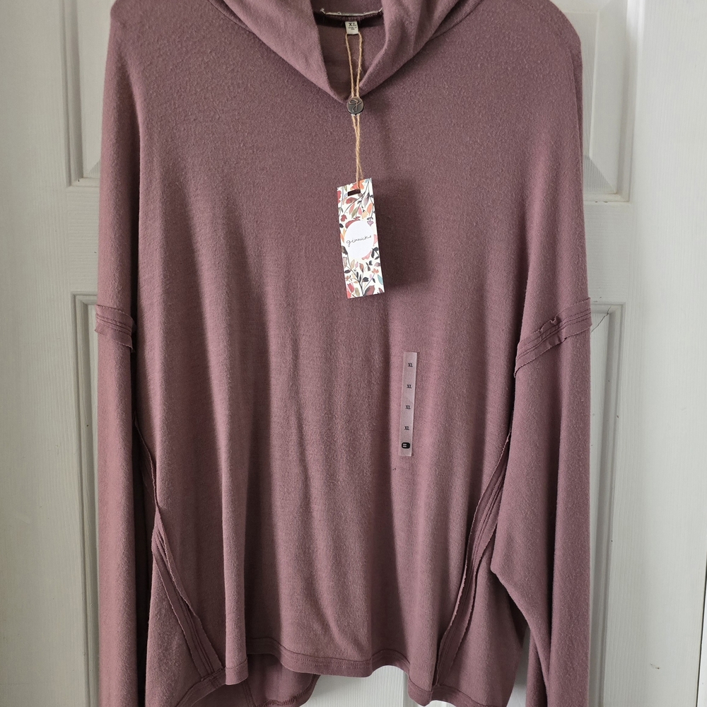 NWT Women's Mauve Sweater
